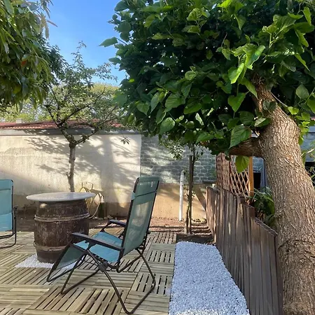 Le Doolies - Holiday Albergue *