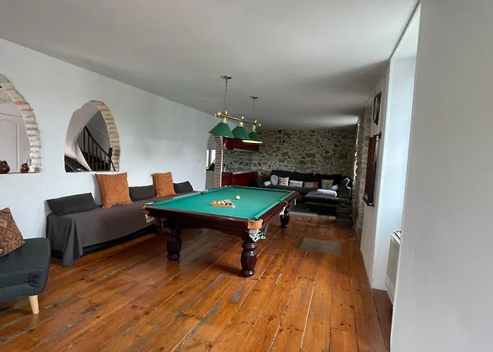 Le Doolies - Holiday 比亚里茨