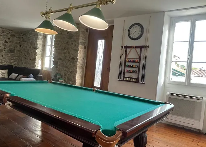 Le Doolies - Holiday *