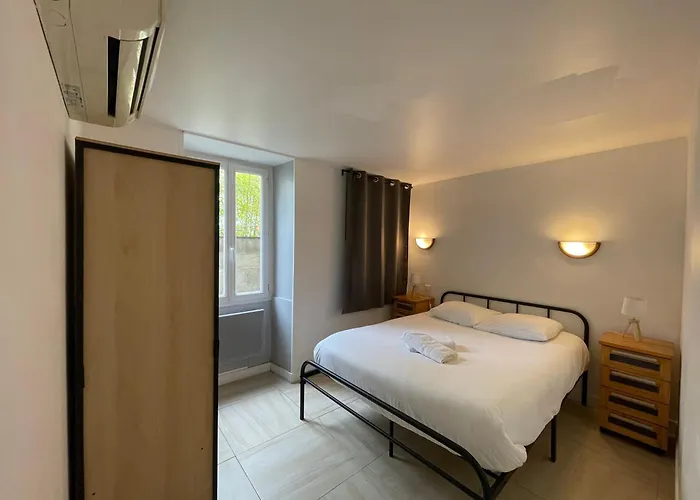 Le Doolies - Holiday * 比亚里茨