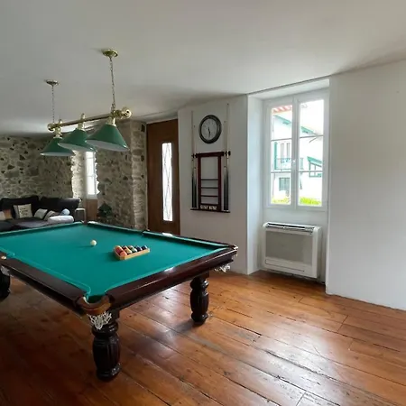 Hostel Le Doolies - Holiday Biarritz