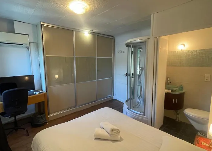 Le Doolies - Holiday Hostel Biarritz