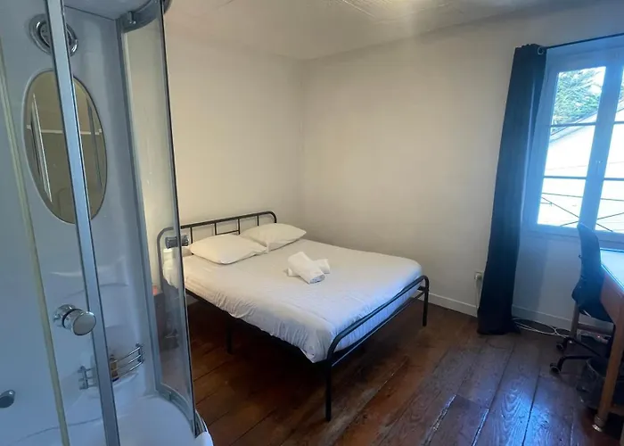 Le Doolies - Holiday Hostel *