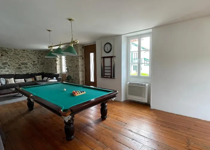 Hostel Le Doolies - Holiday Biarritz