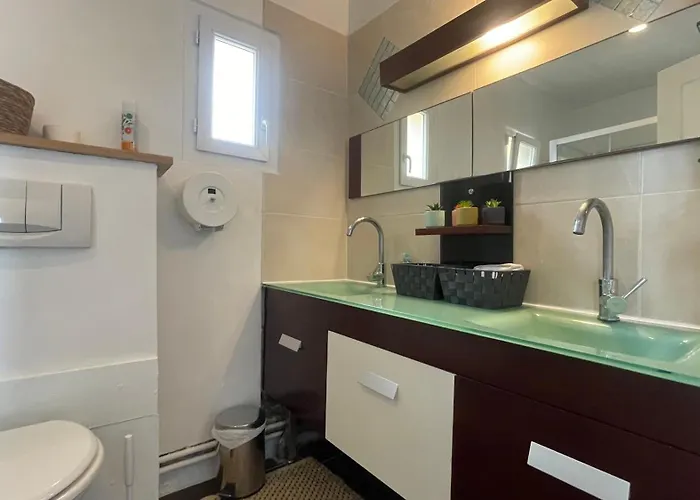 Hostel Le Doolies - Holiday *