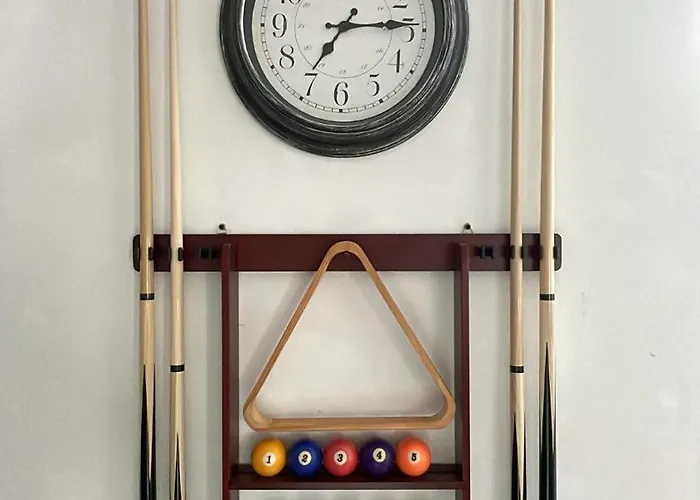 Le Doolies - Holiday Hostal *