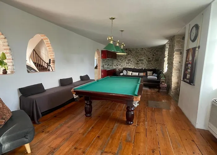 Hostal Le Doolies - Holiday